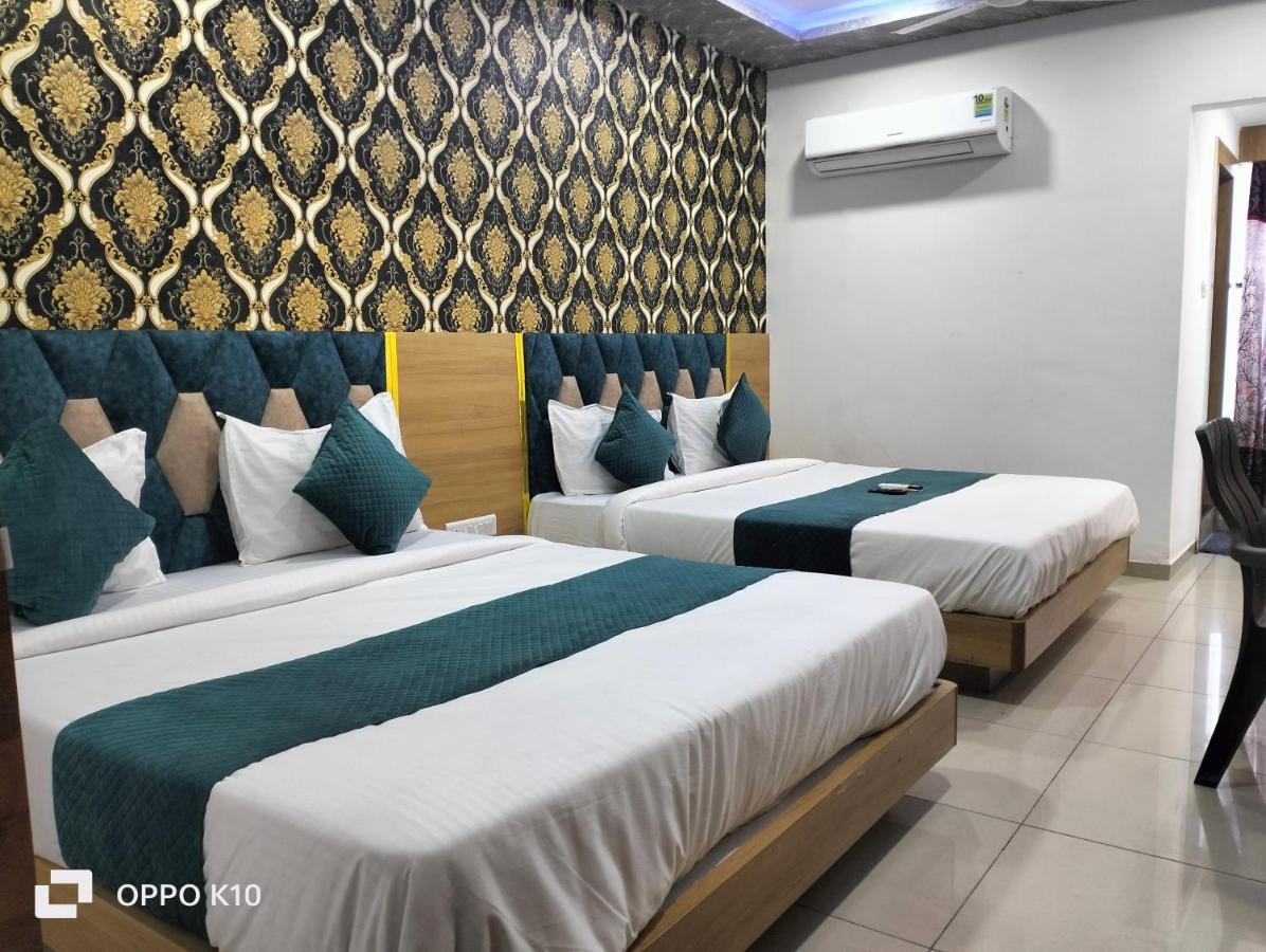 Hotel Rudra Palace Ānand Εξωτερικό φωτογραφία