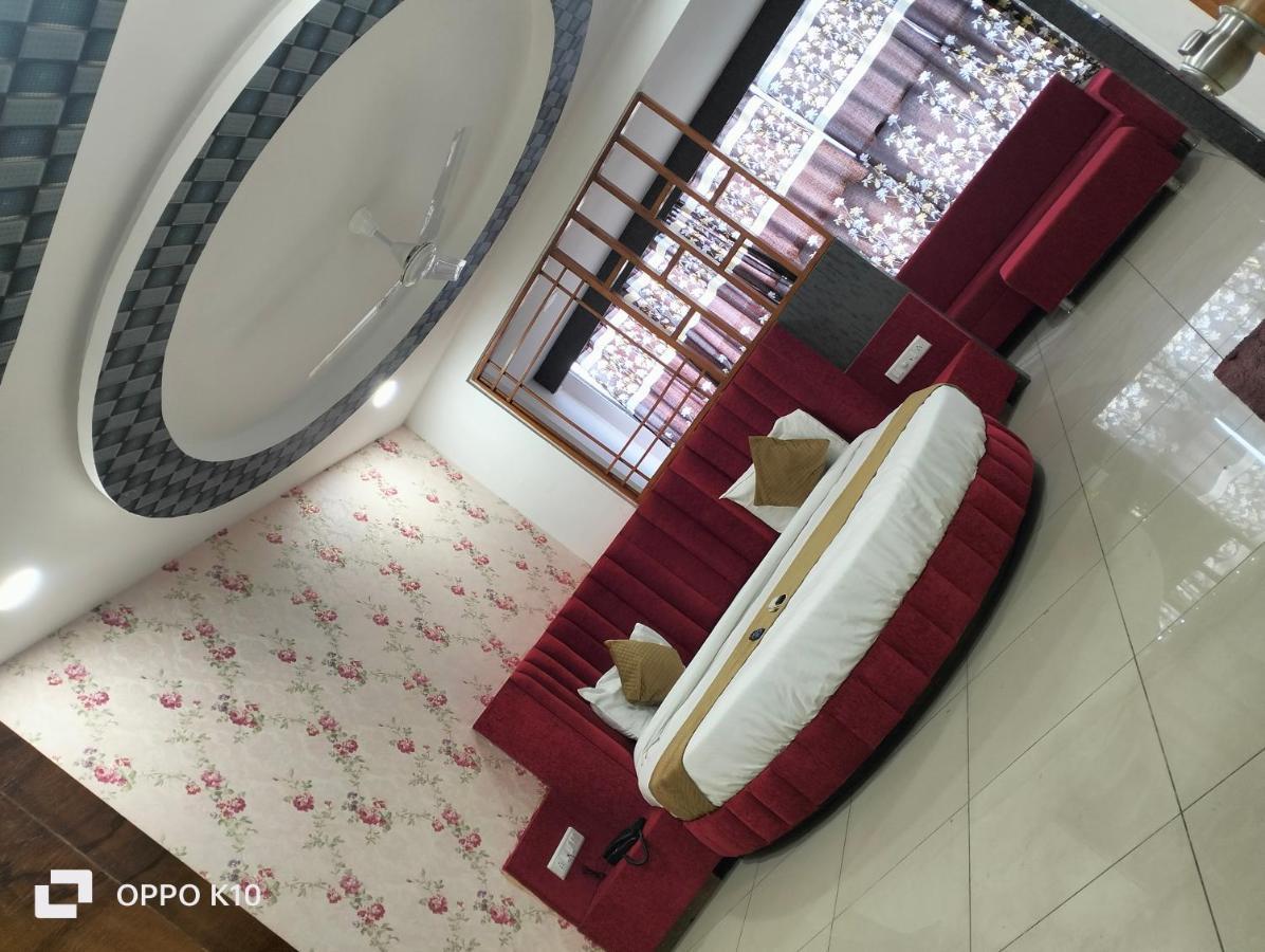 Hotel Rudra Palace Ānand Εξωτερικό φωτογραφία